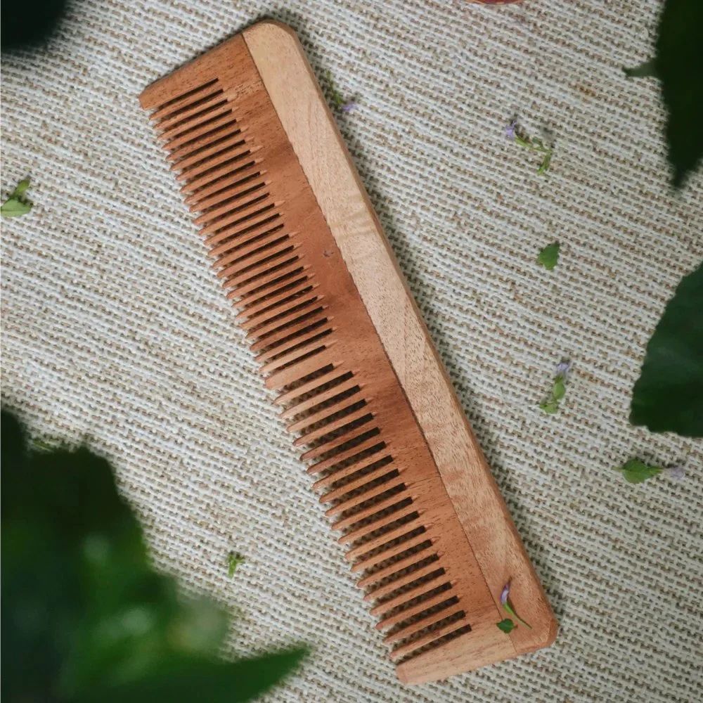 Neem wood dual-density comb lifestyle shot
